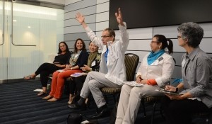 Mathias Weitbrecht spricht im Workshop - visual facilitators mathias speaking at ifvp conference 150716